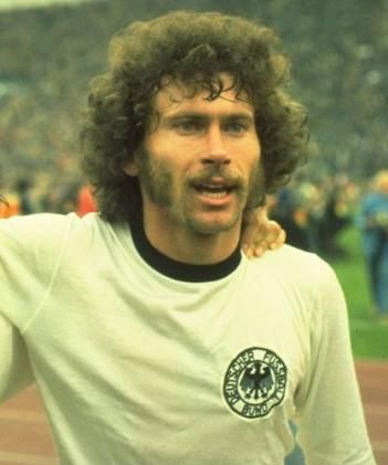 breitner_133907s.jpg